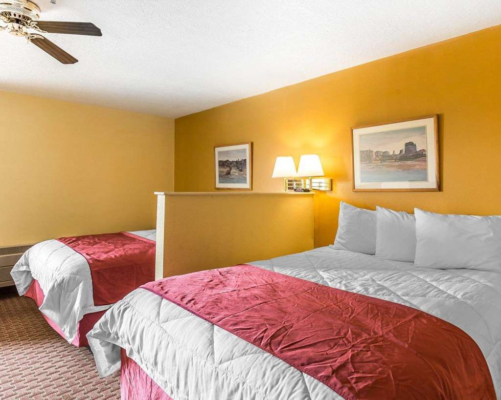 Rodeway Inn & Suites Monticello Szoba fotó
